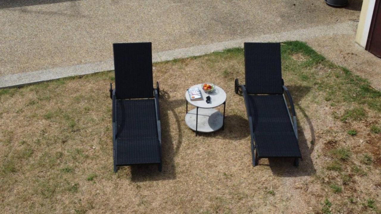 Tj Apartment Кърк Екстериор снимка