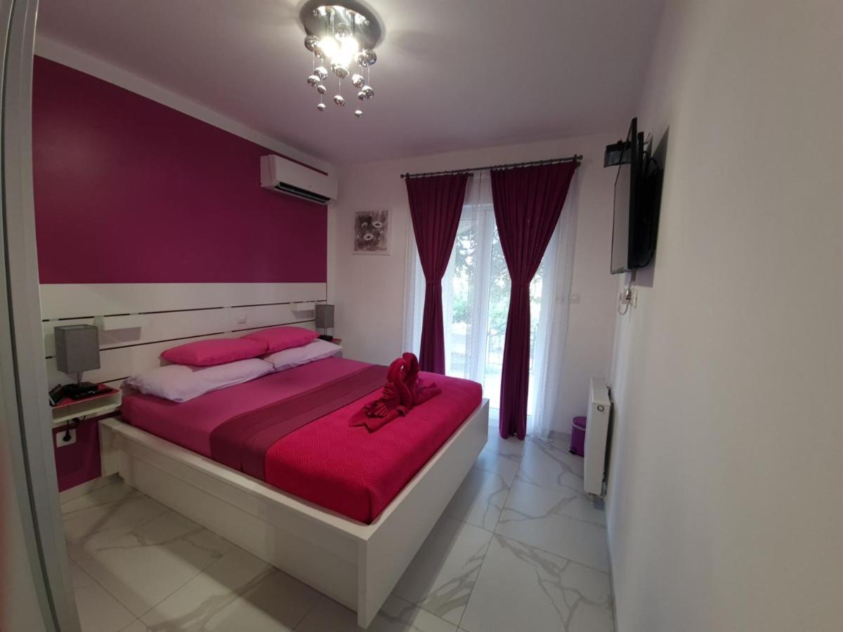 Tj Apartment Кърк Екстериор снимка