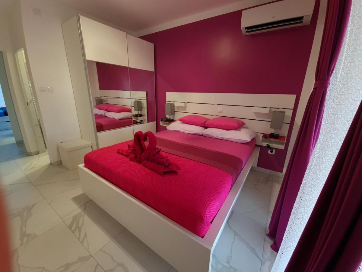 Tj Apartment Кърк Екстериор снимка